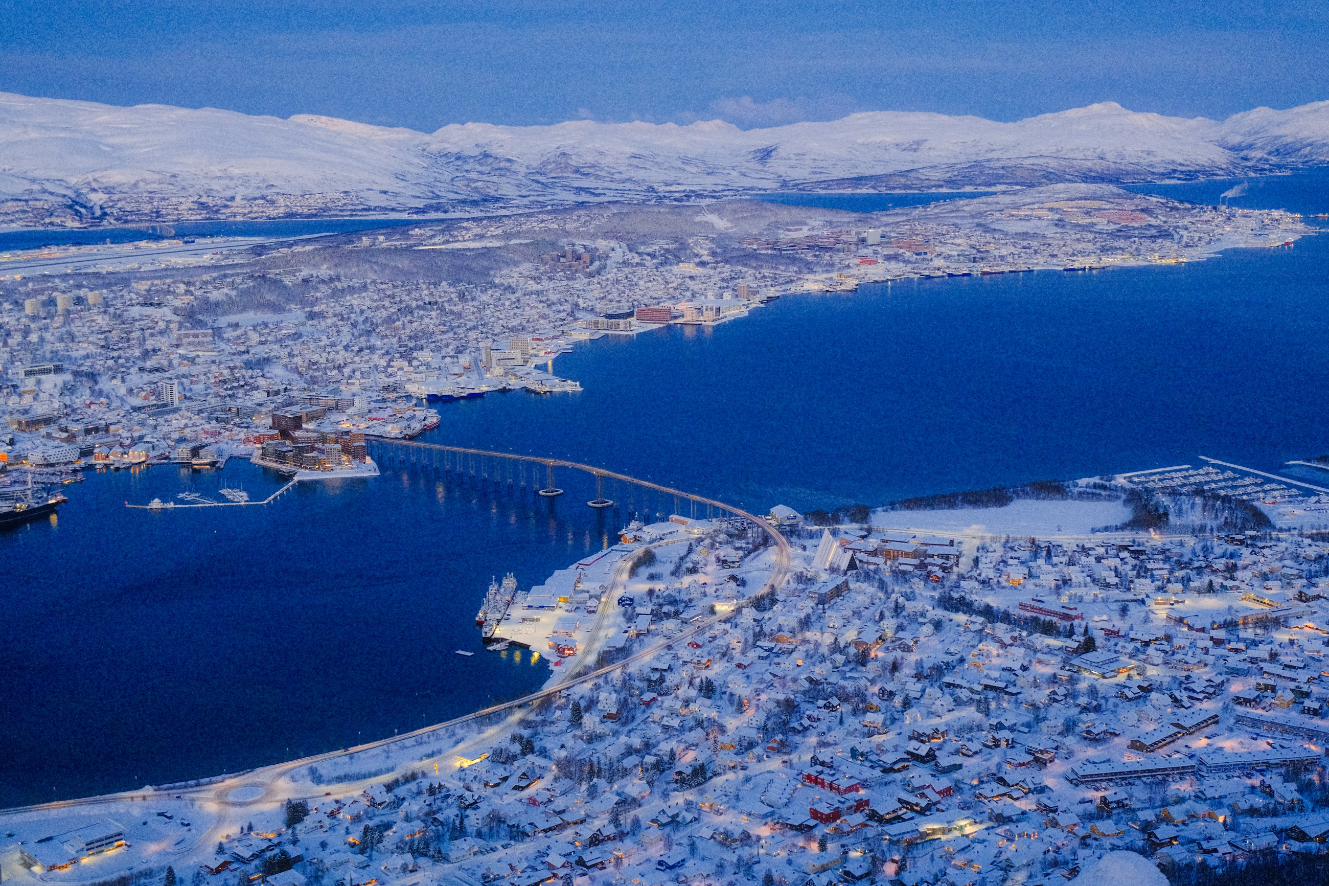 Tromsø · aurora season base
